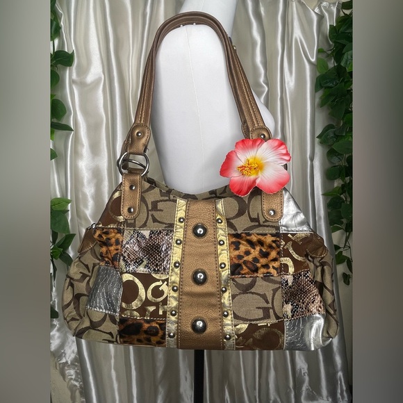 Handbags - Y2K studded patchwork shoulder bag 🦁